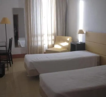 מלון דירות Foz Atlantida 4*